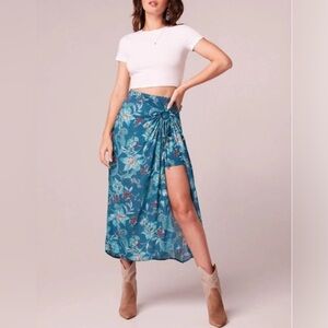 Band of the Free/ BOG Celene Teal Floral Layered Midi Skirt Womens Sz Small NWT